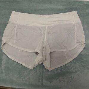Lululemon Speed Up Low Rise Shorts 2.5”